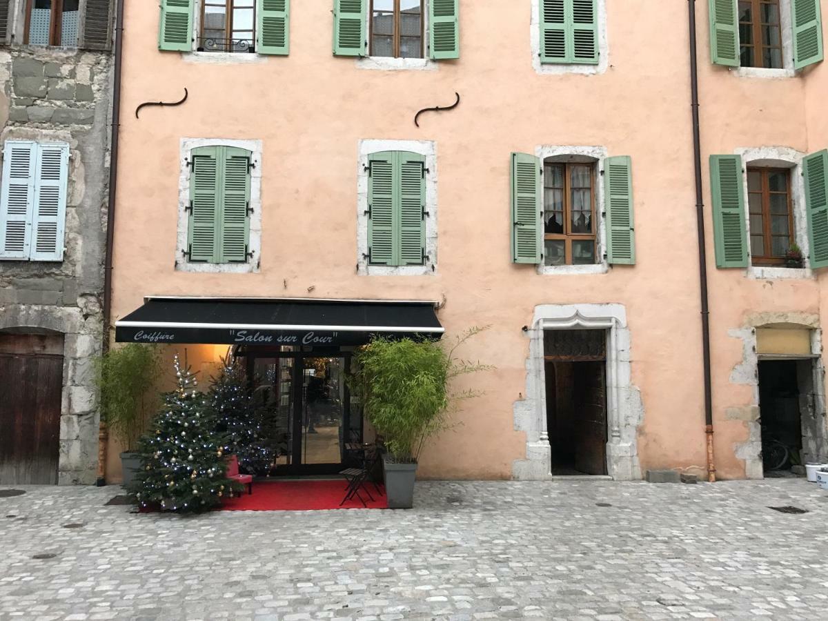 La Perle De La Vieille Ville D'Annecy Apartment Exterior photo